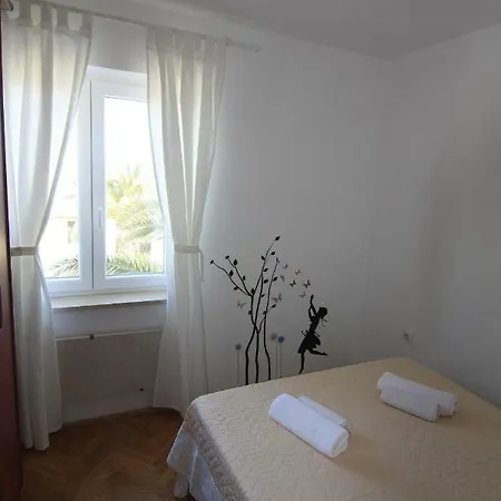 Apartmani Gordana Mali Lošinj Exterior foto